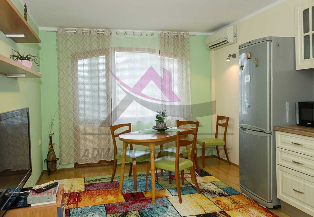 Дава се под наем Тристаен апартамент в Варна, Чайка - 80 кв.м за 550 € - Снимка #1