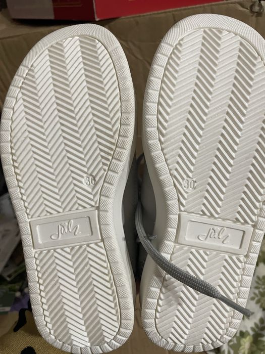 Pantofi de piele  , pt copii , noi