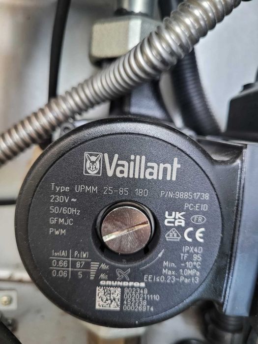 Pompa apa Grundfos ptr centrala termica Vaillant 44kW VU OE 466/4-5
