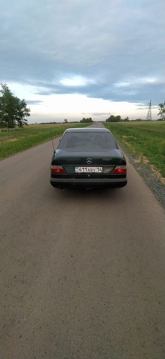 Продам Мерседес 124