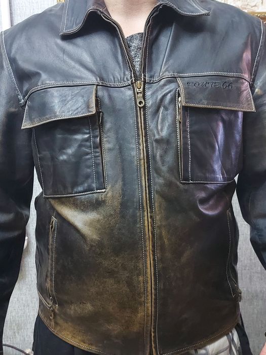 Мужская кожаная куртка