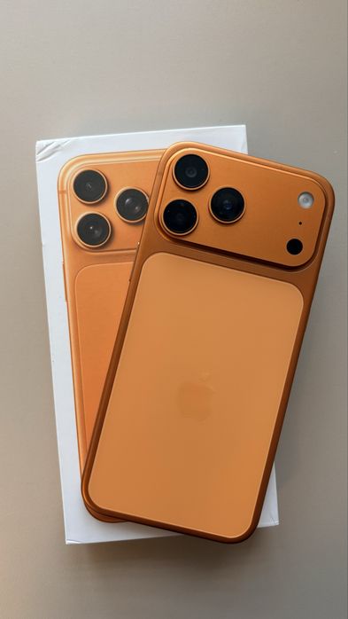 Продам Айфон 17 pro max