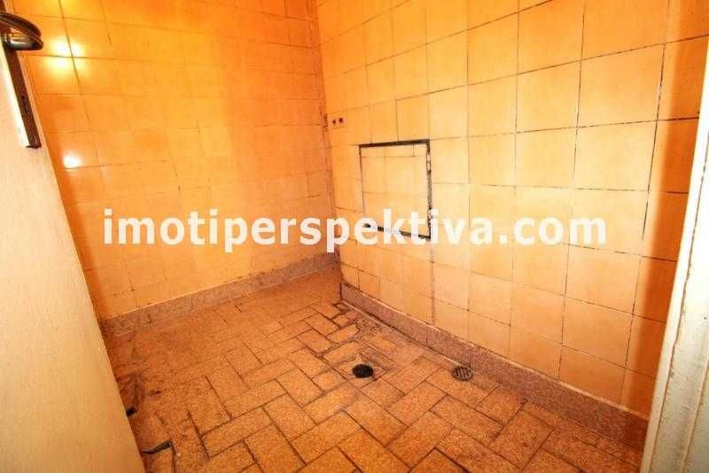 Продава се Тристаен апартамент в Пловдив, Кючук Париж - 86 кв.м за 786 €/кв.м - Снимка #8