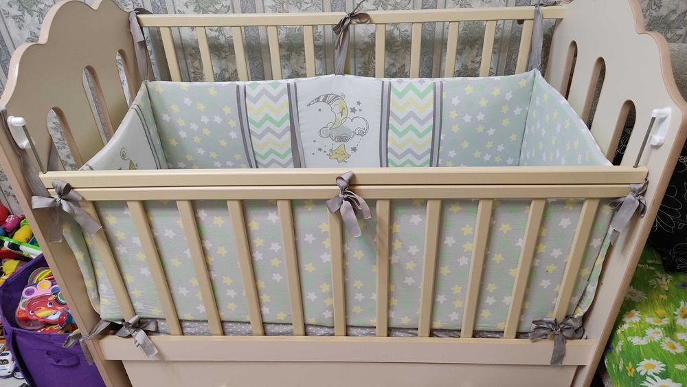 Детская кровать качалка