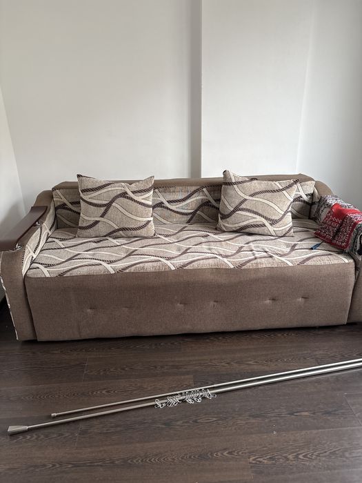 Canapea 3 persoan stare foarte buna