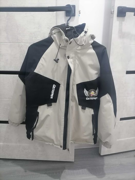 Продам куртку осень