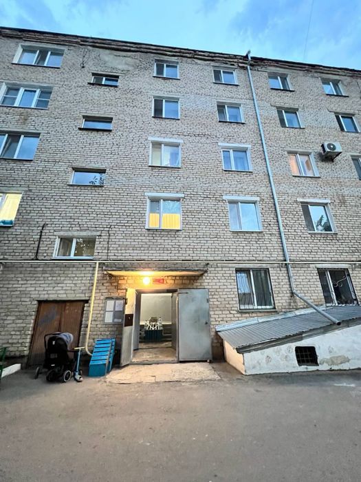 Продаётся 3-комнатная квартира