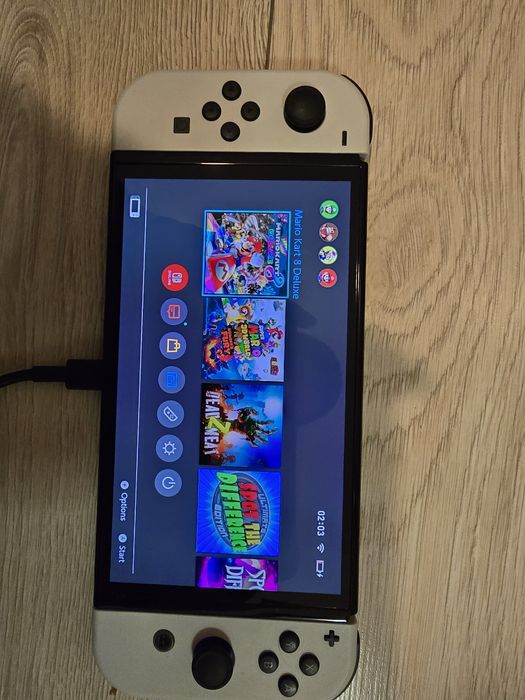 Nintendo Switch Oled Modat si accesorii