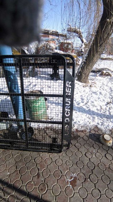 Багажник на Land Cruser