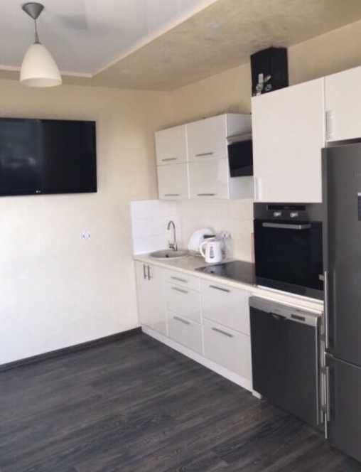 Дава се под наем Едностаен апартамент в Пловдив, Западен - 40 кв.м за 229.5 € - Снимка #1