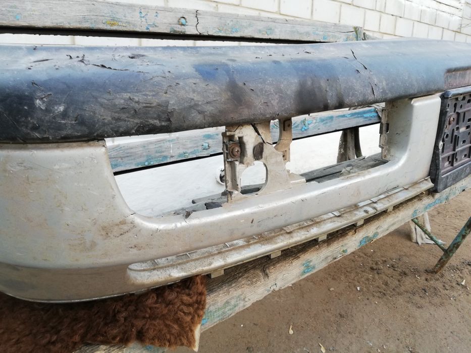 Бампер на пассат В-4