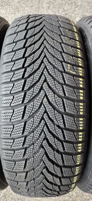4 anvelope iarna ca noi Nexen.Pretul este pe bucata.