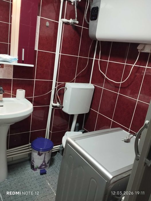 De Închiriat Casa curte mică 20 mp