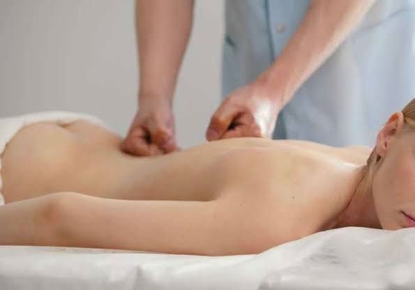 Masaj în stil ayurvedic