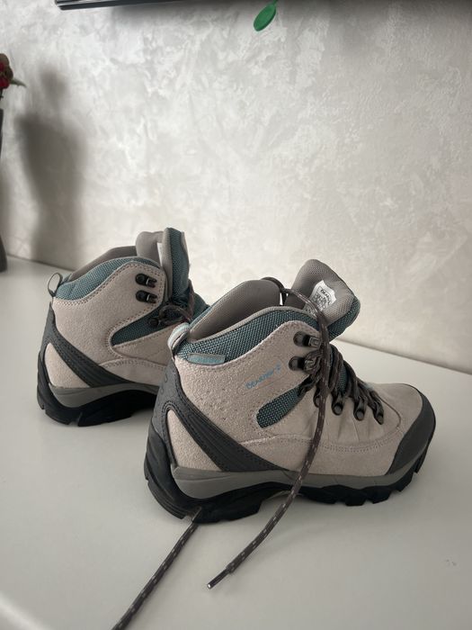 Теплые горные  кроссовки