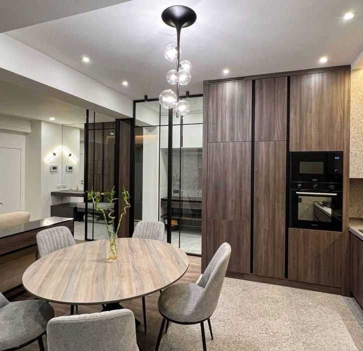 Паркентский • ЖК Oq saroy • 2-комн • 70м2 • 4/8 этаж 140 000 у.е.