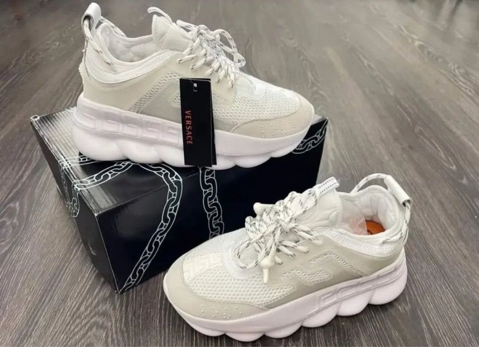 Versace Chain Reaction