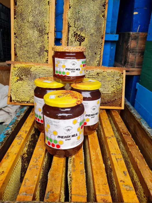 Натурален пчелен мед