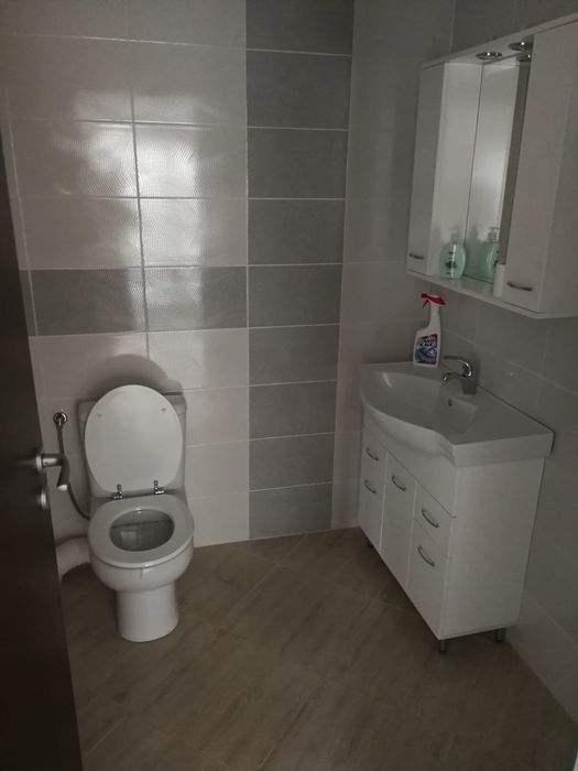 Otopeni, proprietar, vînd două vile  in duplexx