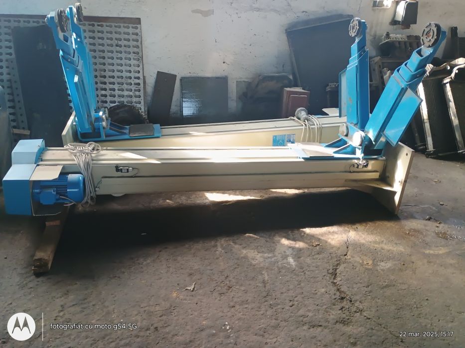 Elevator de vânzare