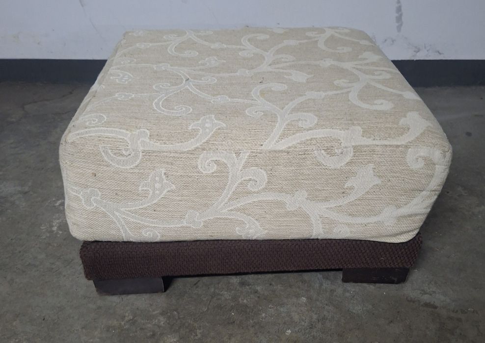 Taburete pentru picioare 150lei stare perfectă