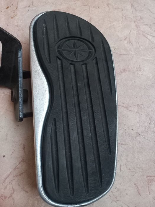 Yamaha XVS650 DragStar V-Star Classic Степенки Платформи