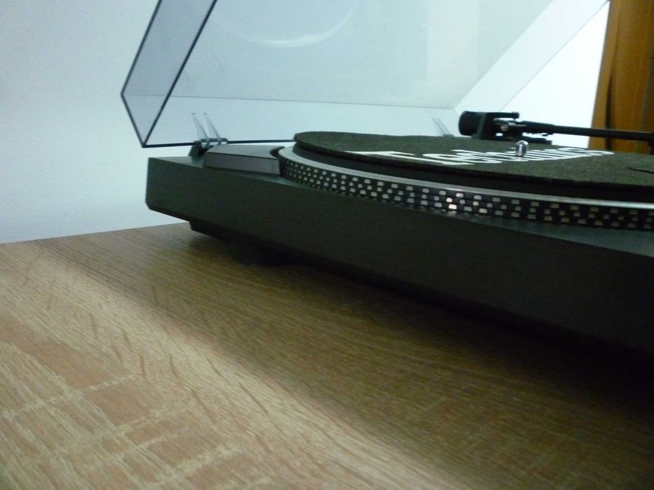 Nou  pick-up  Technics  sl-bd3
