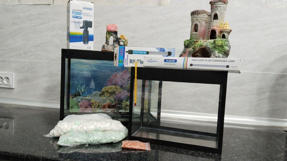 Аквариум сотилади. 10 литр ва 20 литр