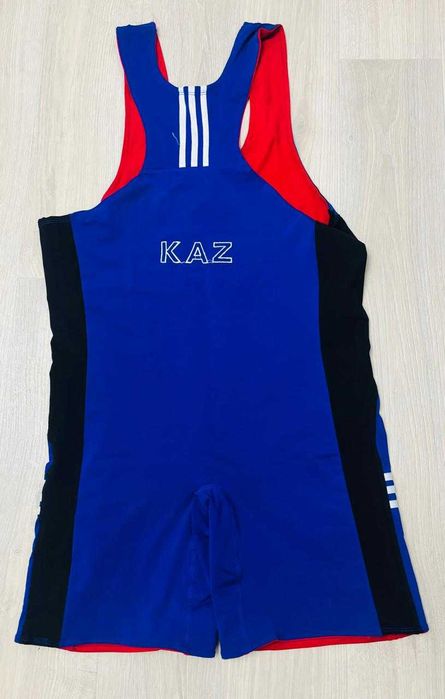 Продам трико для вольной борьбы adidas (двустороннее)