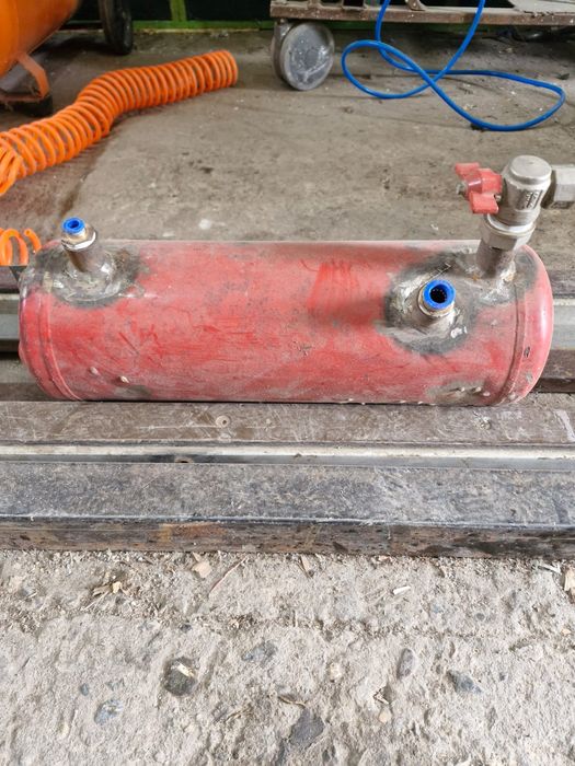 Ресивер в отличном  состоянии.