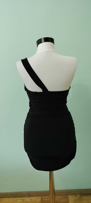 Официална къса рокля с пайети/камъни