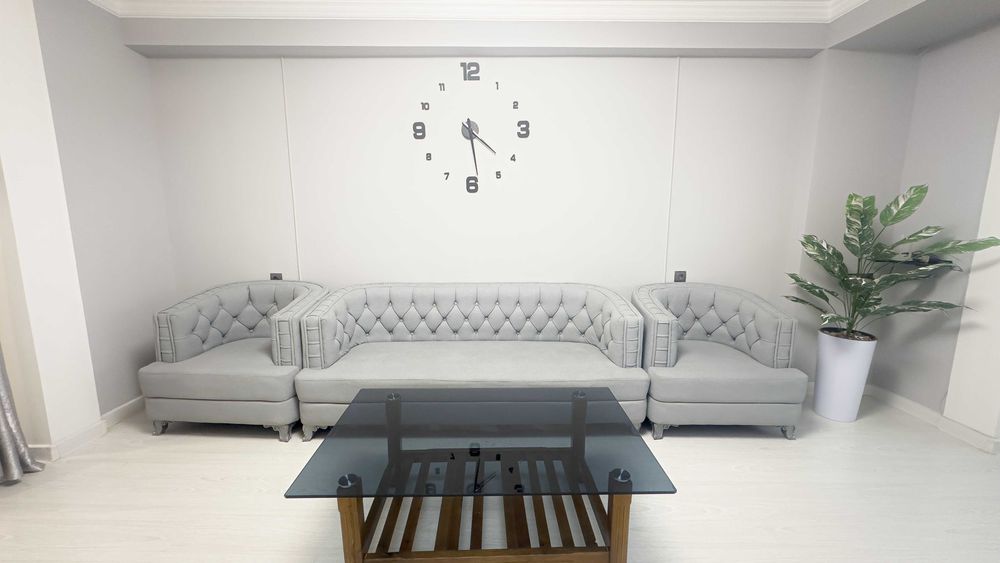 Своя посуточно ! Хамид Алимджан 13Б. Центр. Метро. Панорамный вид.