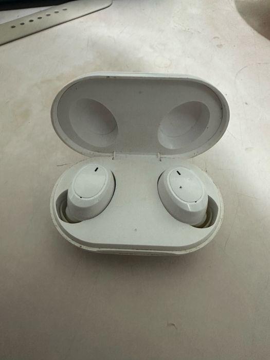 Продам наушники Oppo