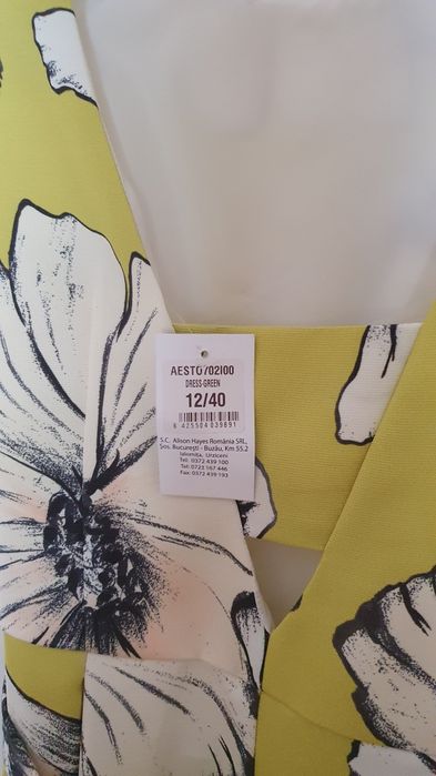 Rochita Noua cu eticheta nr. 40/12 uk