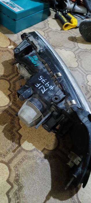 Фара на легаси в3