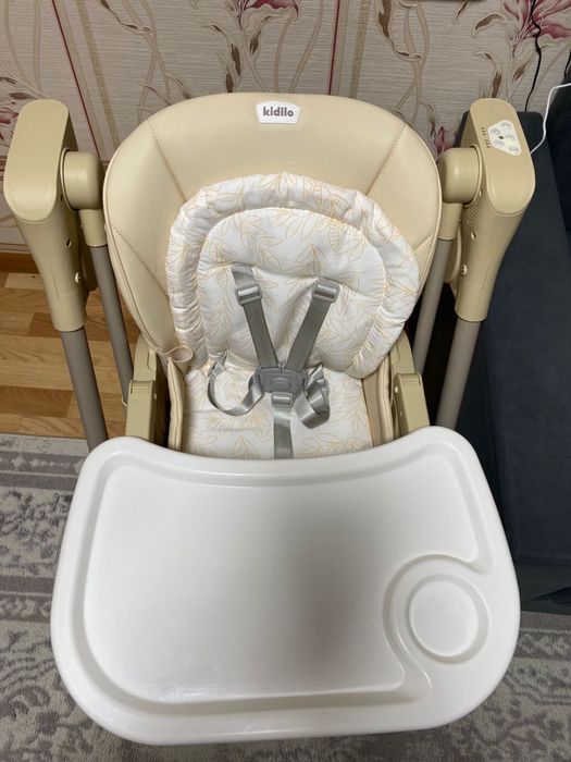 Продам детские стульчики