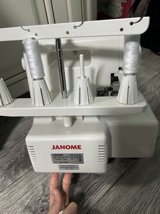 Продаю janome швейная машина
