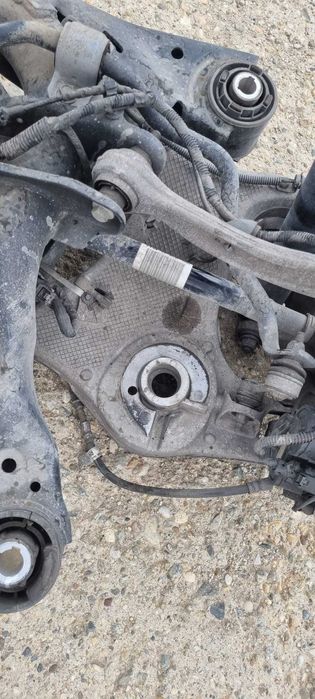 Brat mare bascula spate stanga dreapta  Range Rover Velar