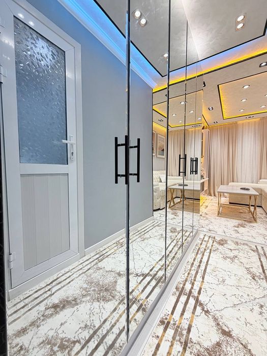 Продажа Чиланзар 8, галерейка, 1/1/4