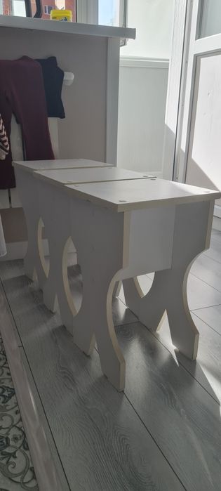 Продам табуретки 3 штуки