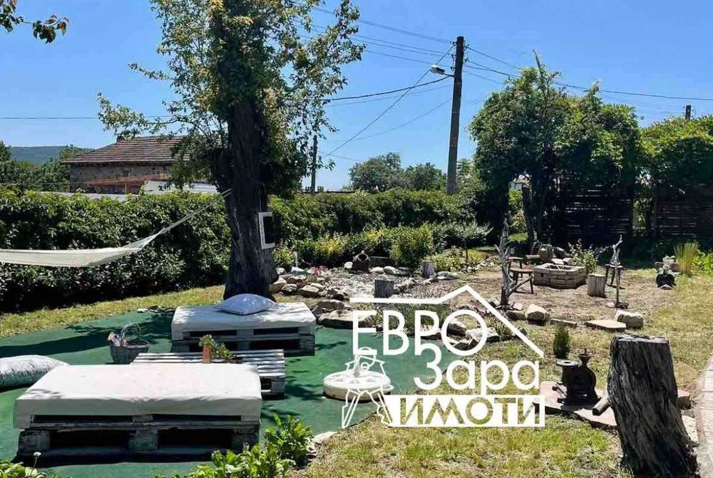 Продава се Къща в с. Лозен, Област Стара Загора - 150 кв.м за 1133 €/кв.м - Снимка #1