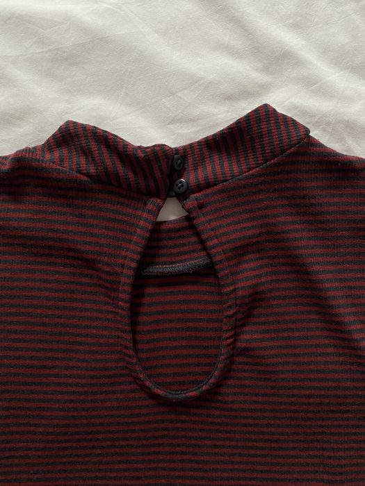 Top ovs rosu si negru