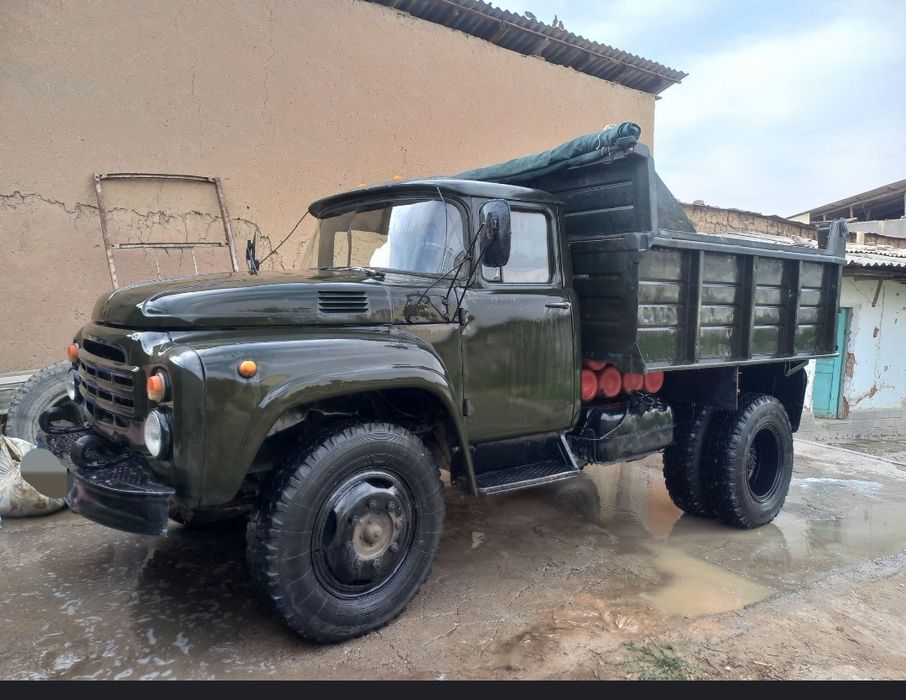 Зил Урал матор сотилади