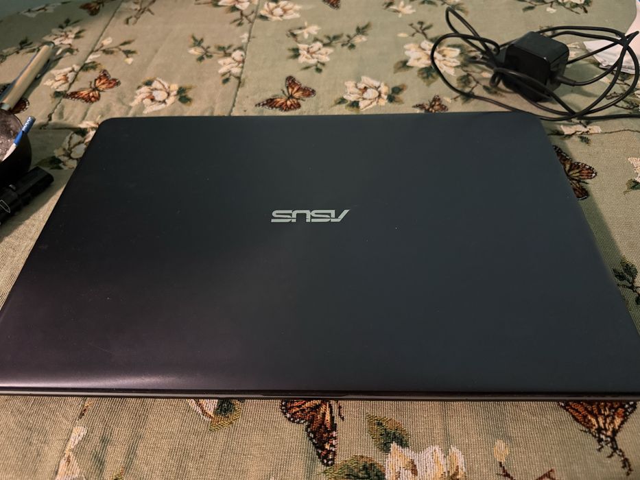 Vand leptop asus