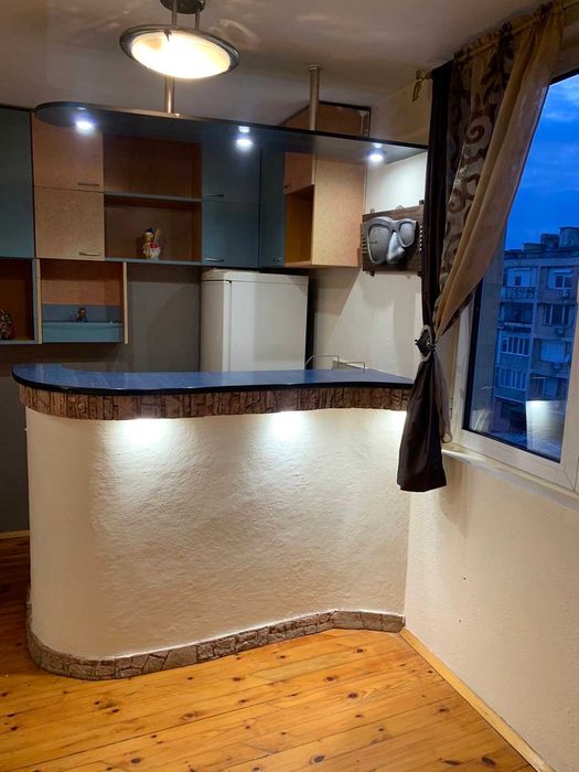 Дава се под наем Двустаен апартамент в Благоевград, Широк център - 50 кв.м за 205 € - Снимка #4