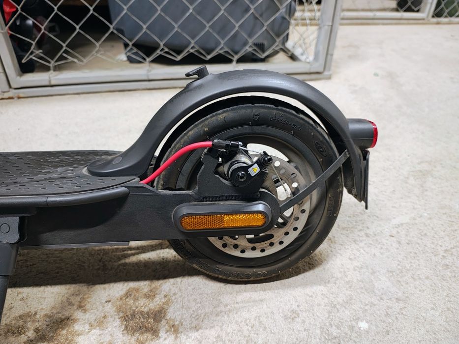 Trotineta electrica XIAOMI MI PRO 2 ca noua- cu rulaj 290 km.