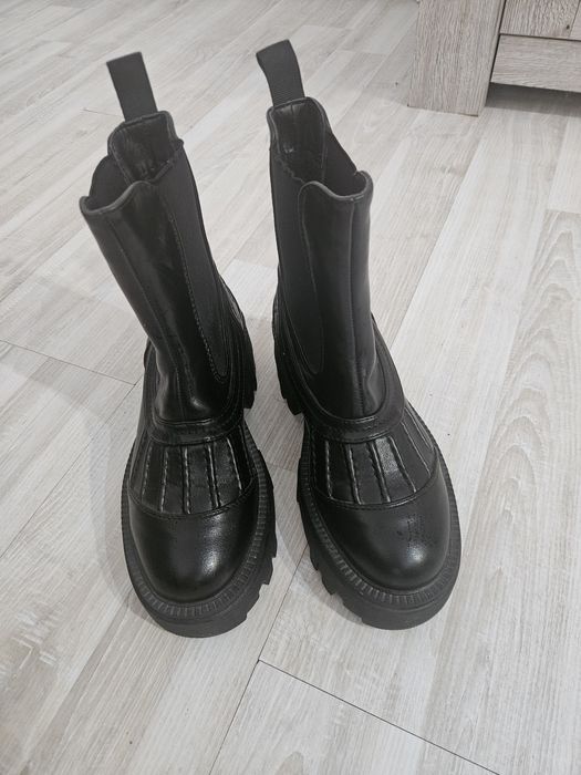 Дамски зимни боти