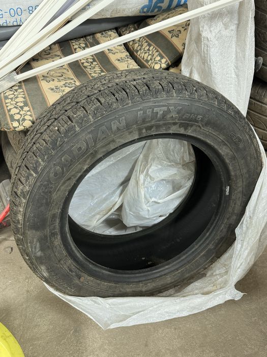 Продам резину R20 комплект 4 балона