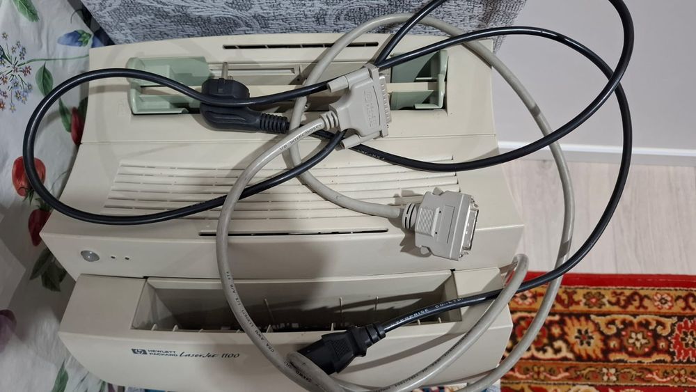 Принтер HP LaserJet 1100