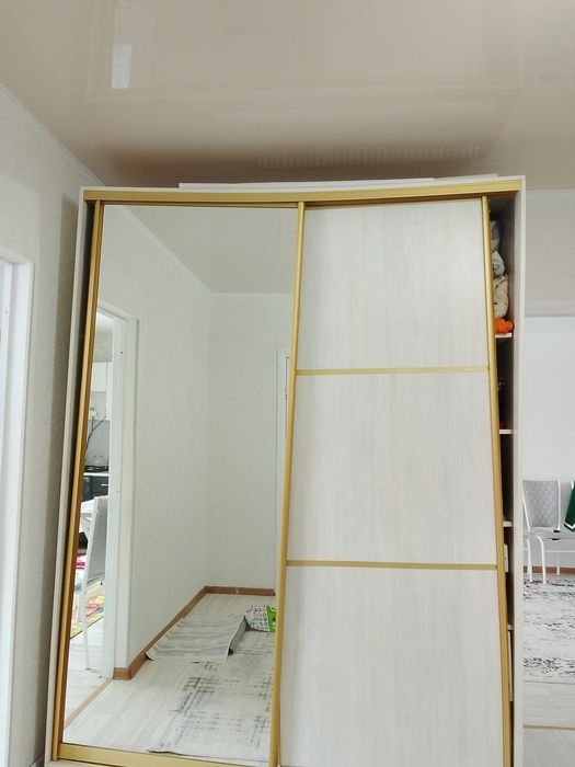 Продам Шкаф купе